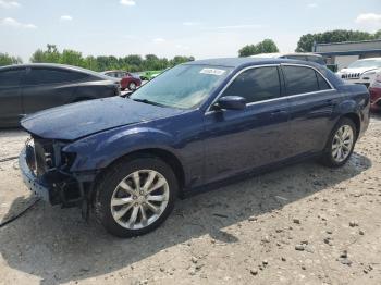  Salvage Chrysler 300