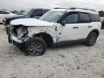  Salvage Ford Bronco