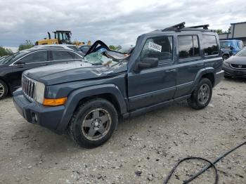  Salvage Jeep Commander