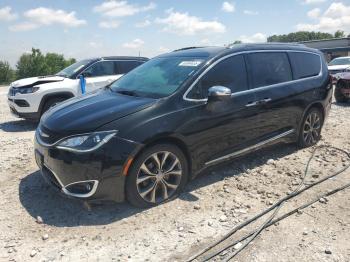  Salvage Chrysler Pacifica