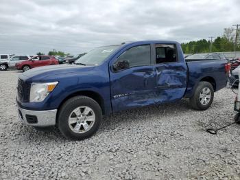 Salvage Nissan Titan