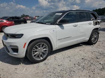  Salvage Jeep Grand Cherokee