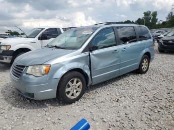  Salvage Chrysler Minivan