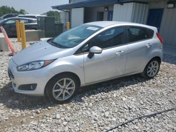  Salvage Ford Fiesta