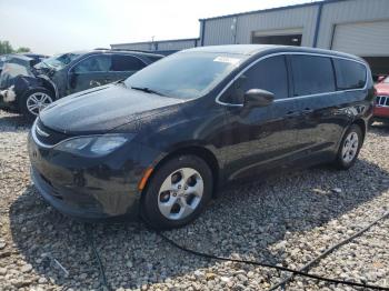  Salvage Chrysler Pacifica