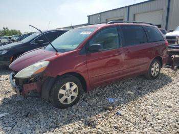  Salvage Toyota Sienna