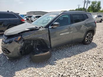  Salvage Jeep Compass