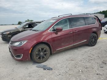  Salvage Chrysler Pacifica