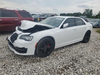 Salvage Chrysler 300