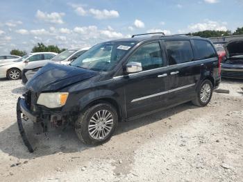  Salvage Chrysler Minivan