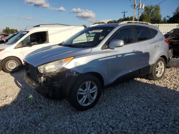 Salvage Hyundai TUCSON