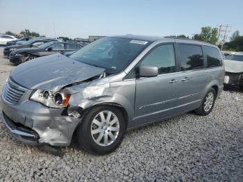  Salvage Chrysler Minivan
