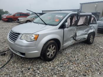  Salvage Chrysler Minivan