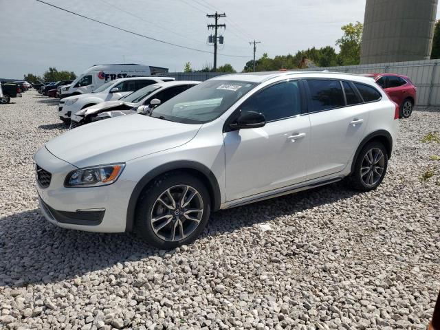  Salvage Volvo V60