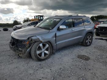  Salvage Jeep Grand Cherokee