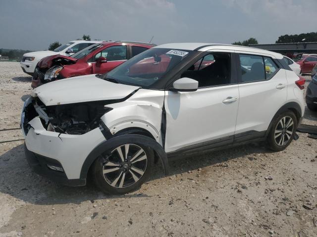  Salvage Nissan Kicks