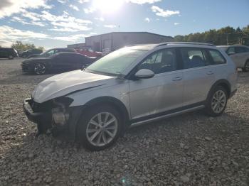  Salvage Volkswagen Golf