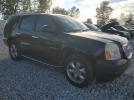 GMC Yukon Denali Image 12