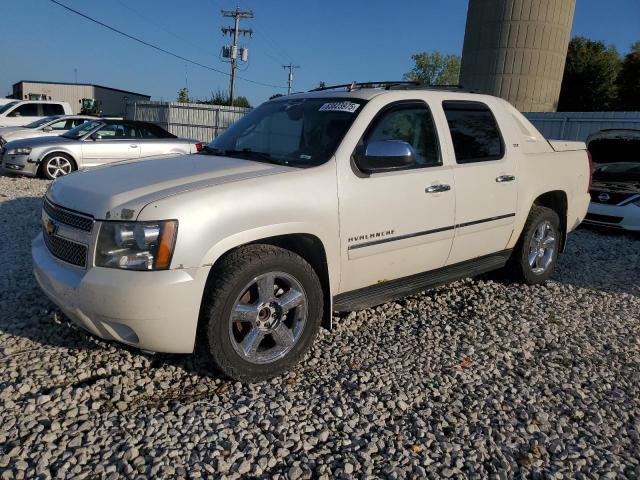  Salvage Chevrolet Avalanche