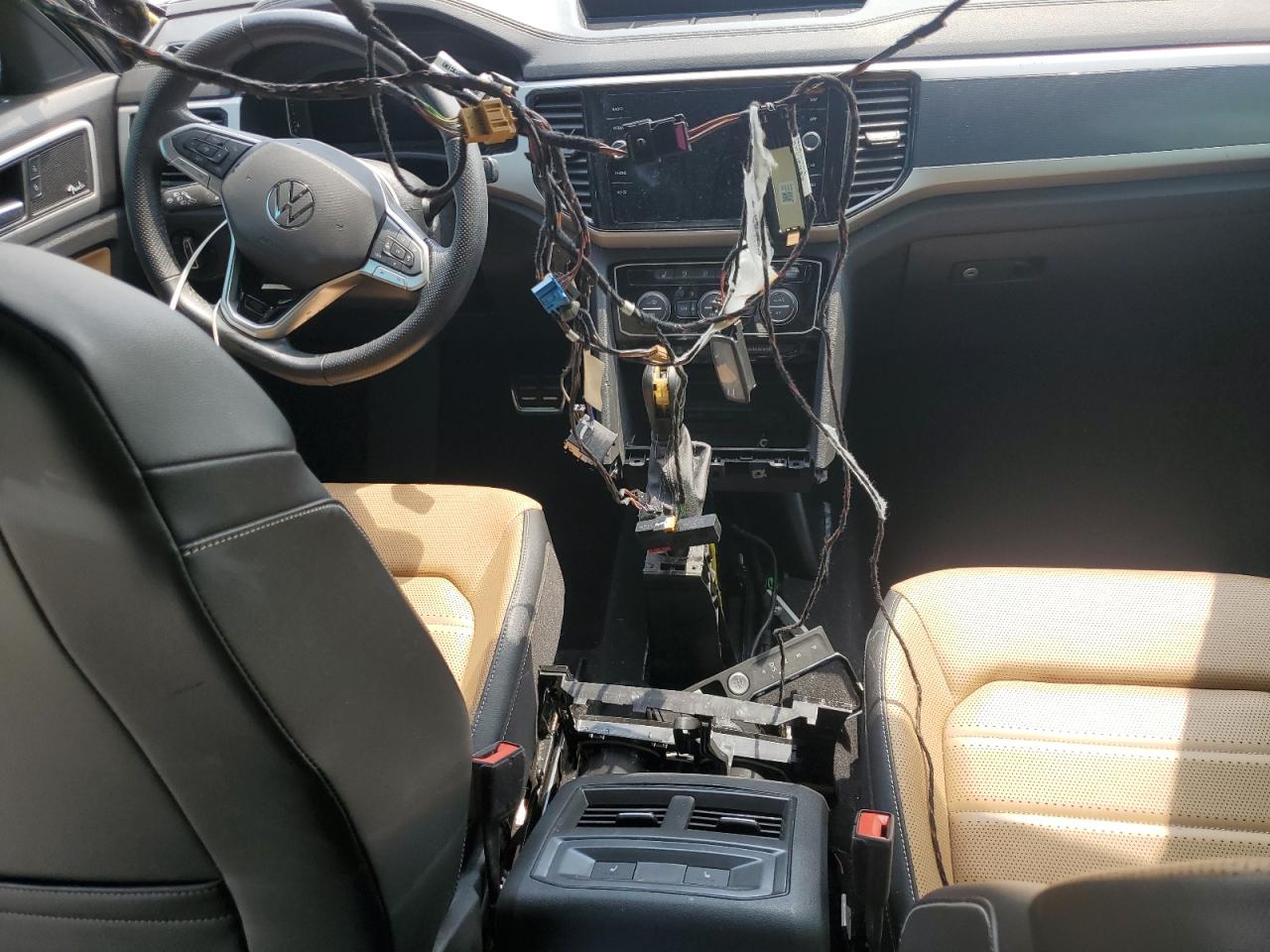 Volkswagen Atlas Sel Premium R-line Image 9