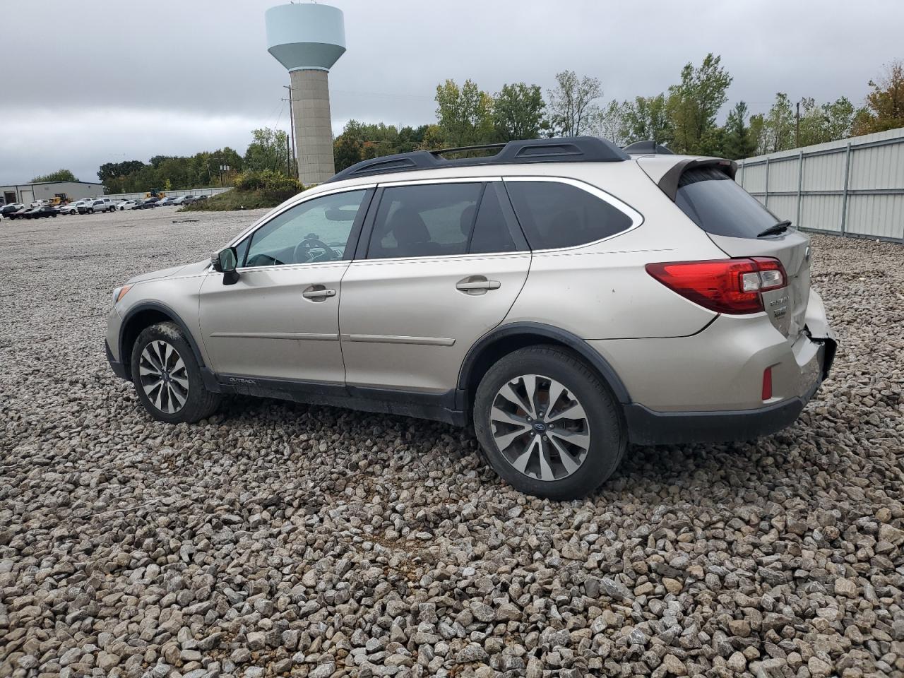 Subaru Outback 2.5i Limited Image 5