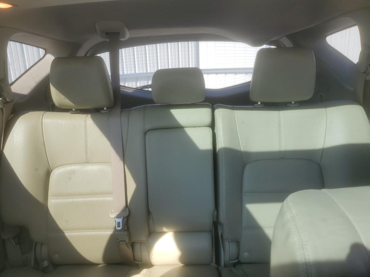 Nissan Murano S Image 8