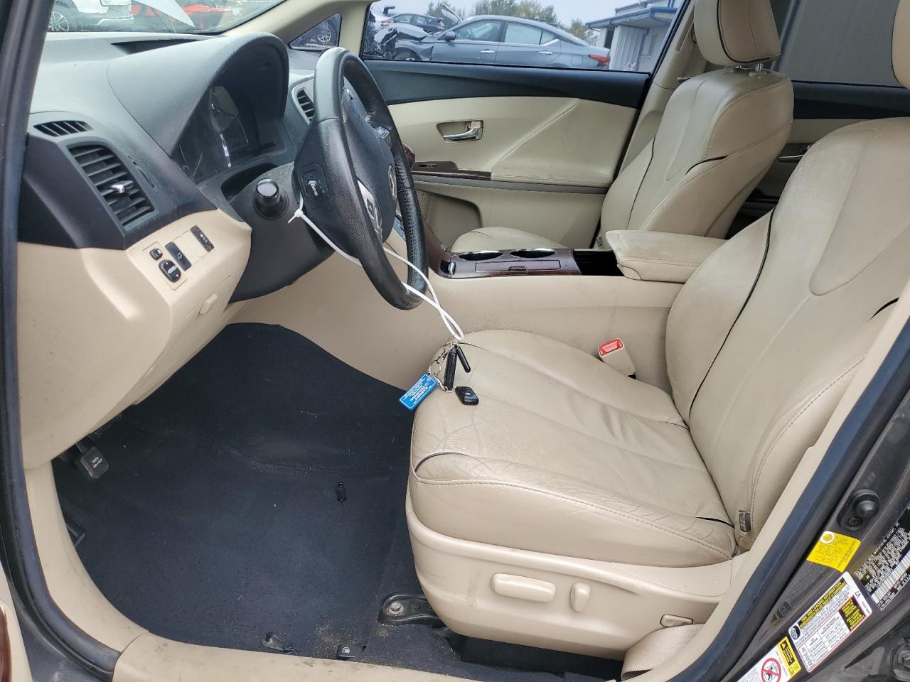 Toyota Venza Le Image 13