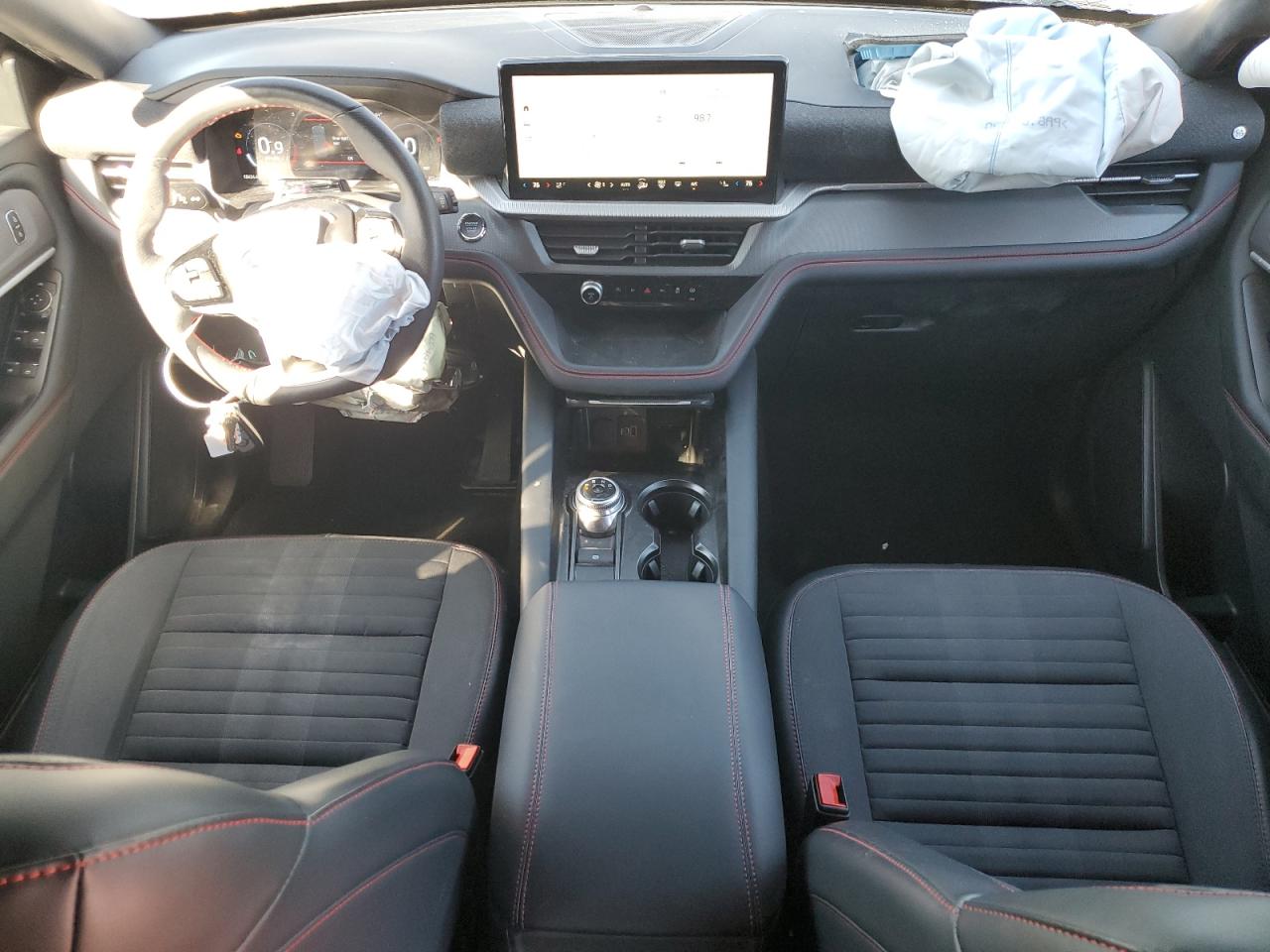 Ford Explorer St-line Image 12