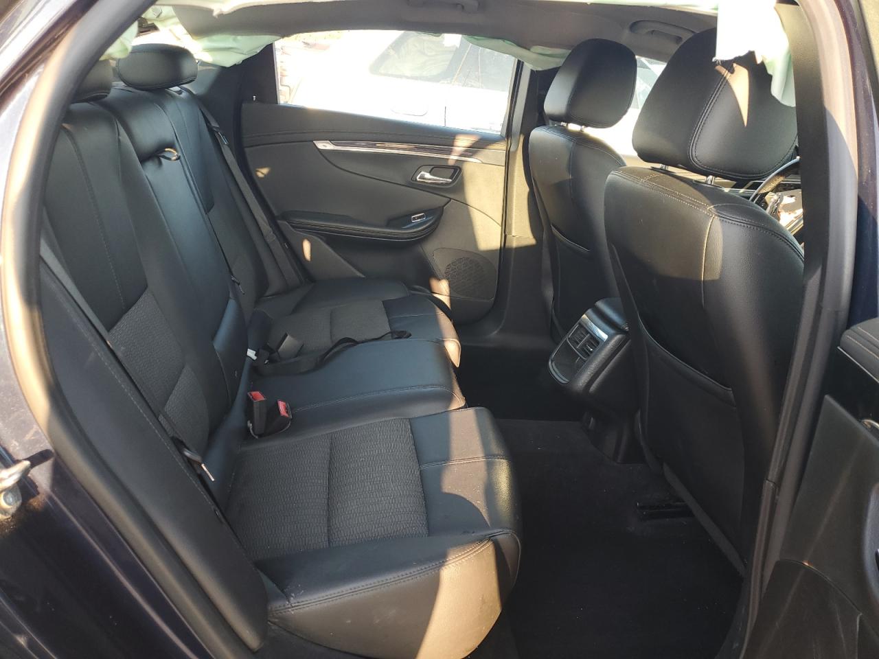 Chevrolet Impala Lt Image 11