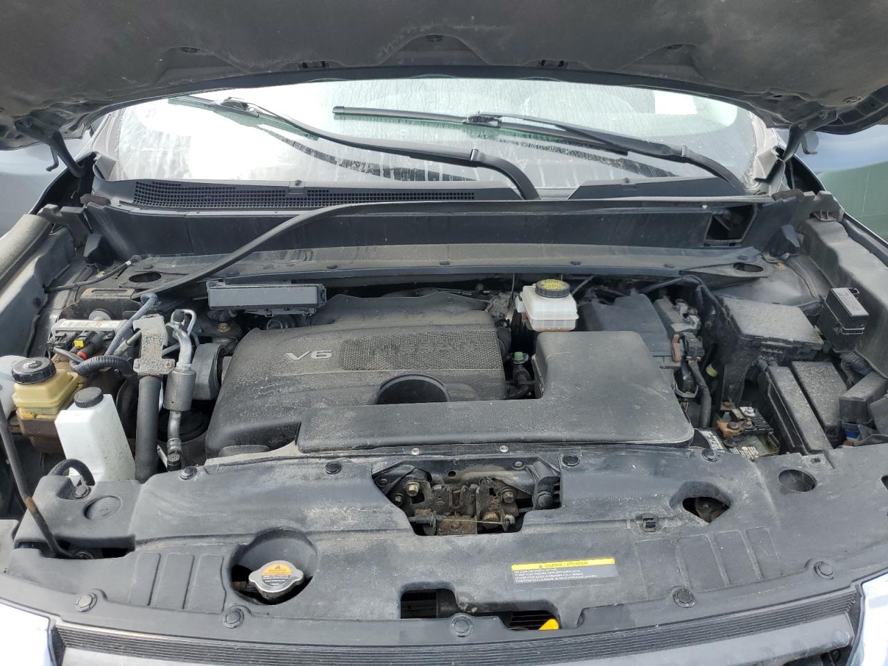 Nissan Pathfinder S Image 9