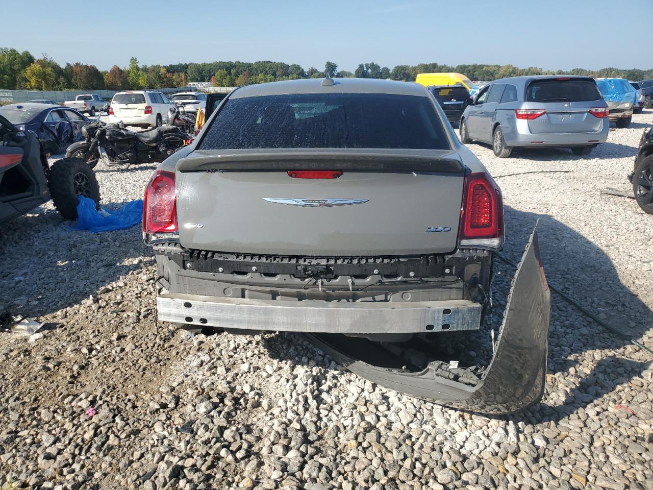 Chrysler 300 Touring Image 10