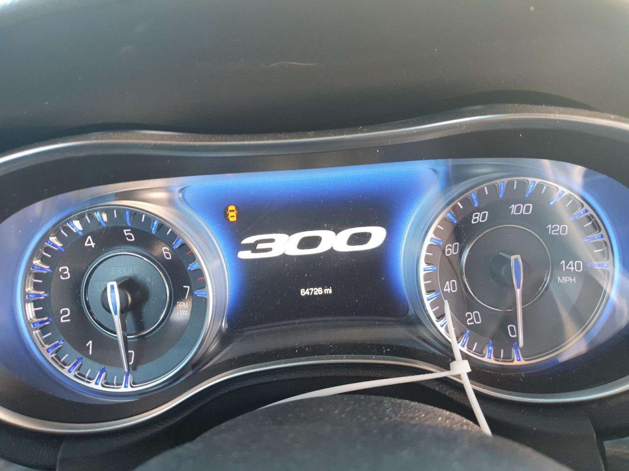 Chrysler 300 Touring Image 8