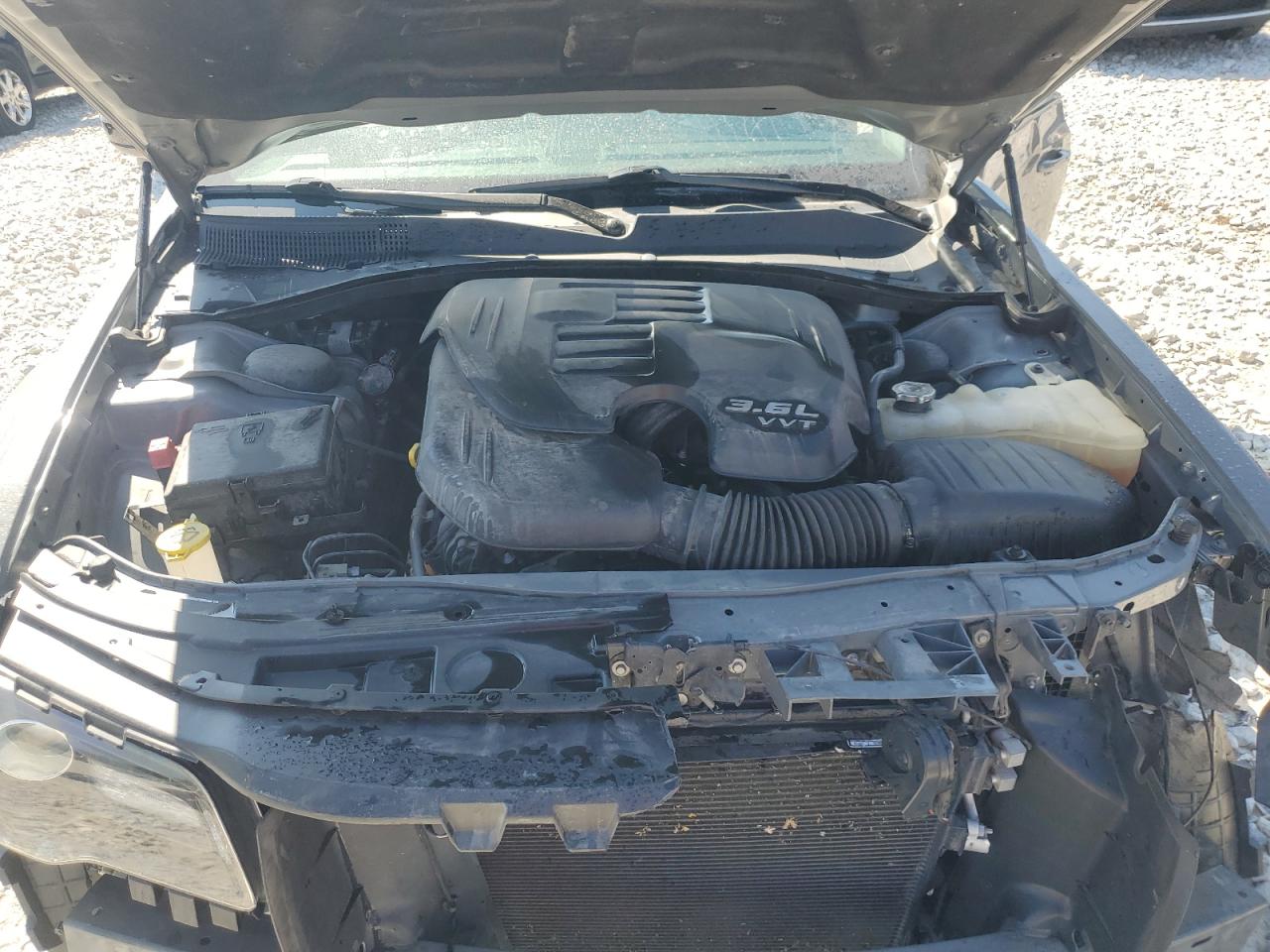 Chrysler 300 Touring Image 12