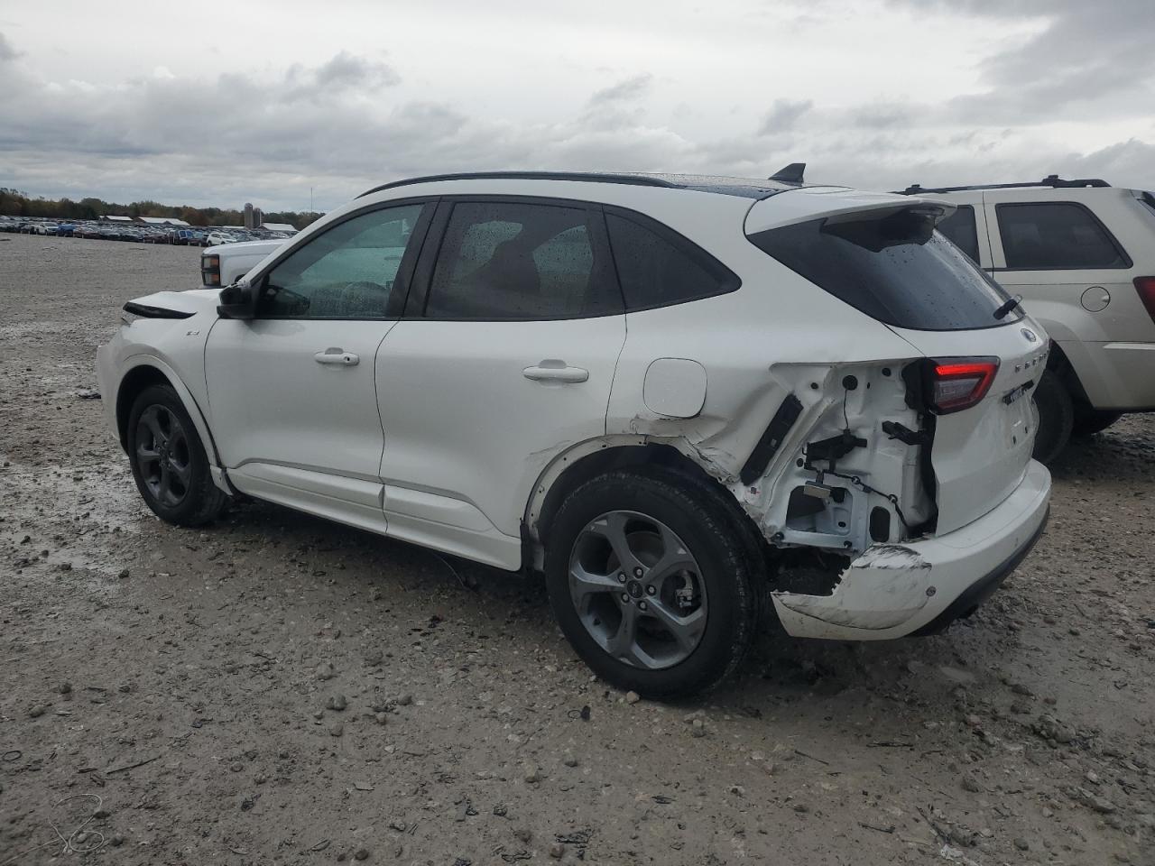 Ford Escape St Line Image 3