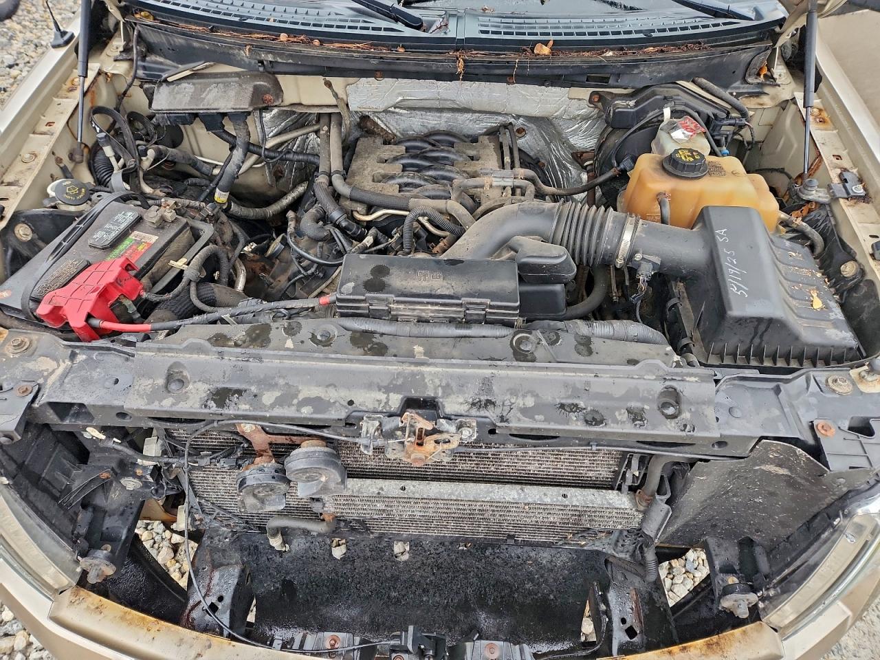 Ford F-150 Supercrew Image 12