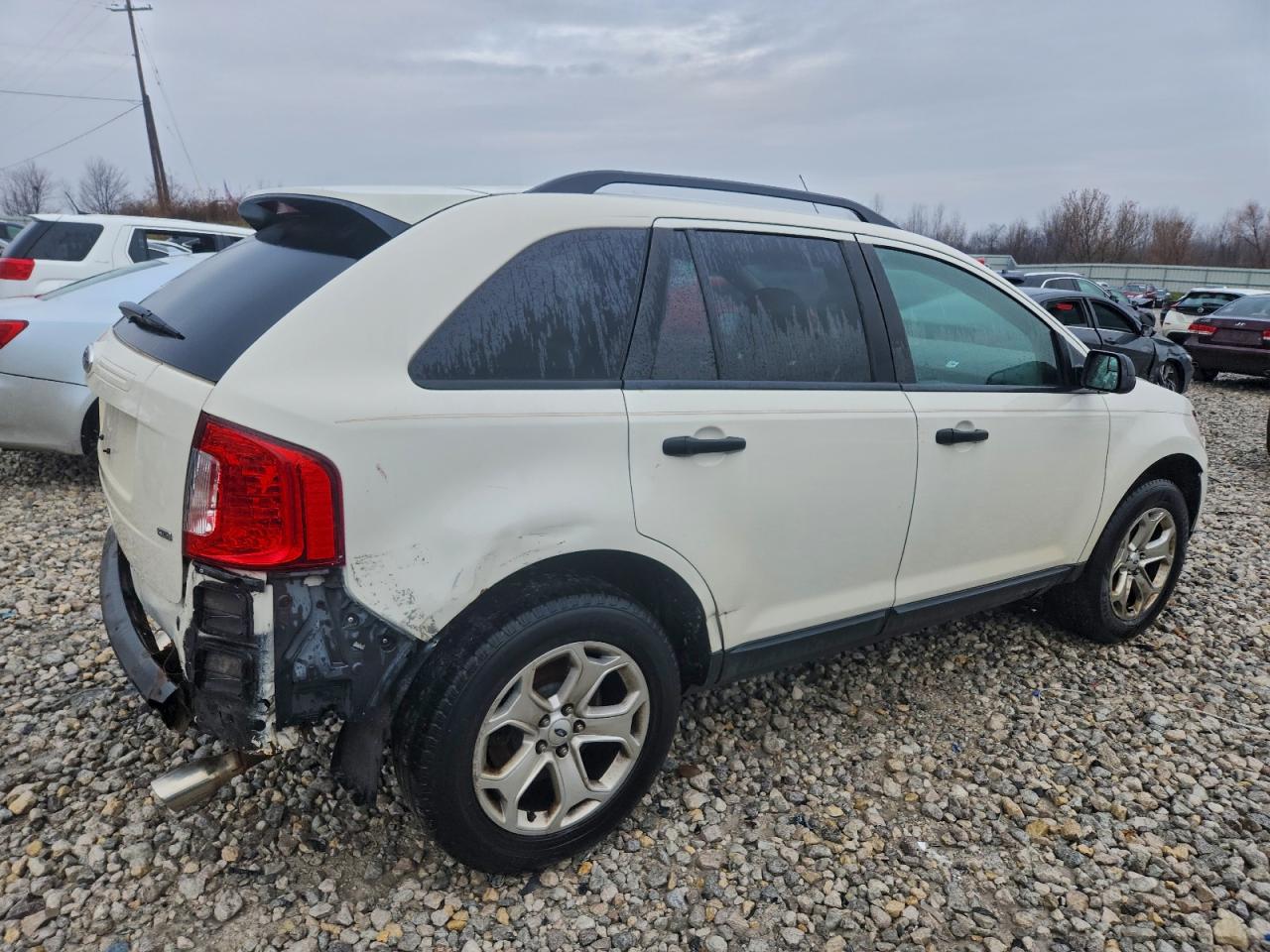 Ford Edge Se Image 2