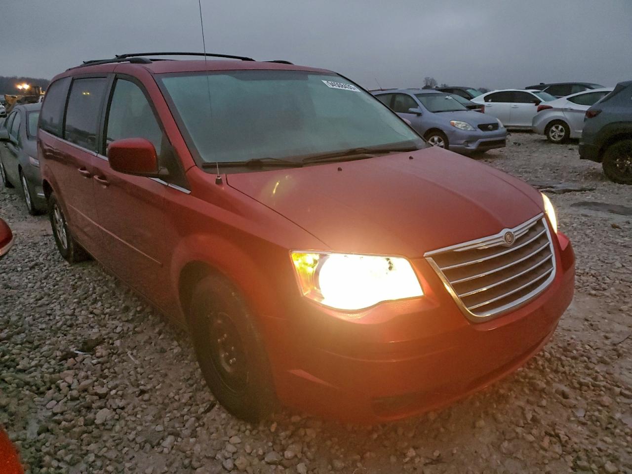 Chrysler Minivan Touring Image 13