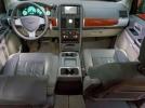 Chrysler Minivan Touring Image 7