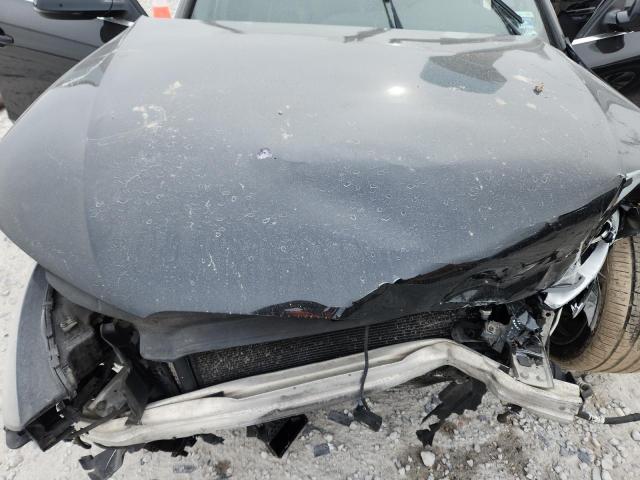 Audi A4 Premium Image 8