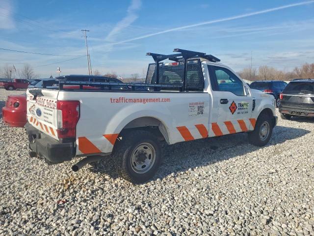 Ford F-250 Super Duty Image 4