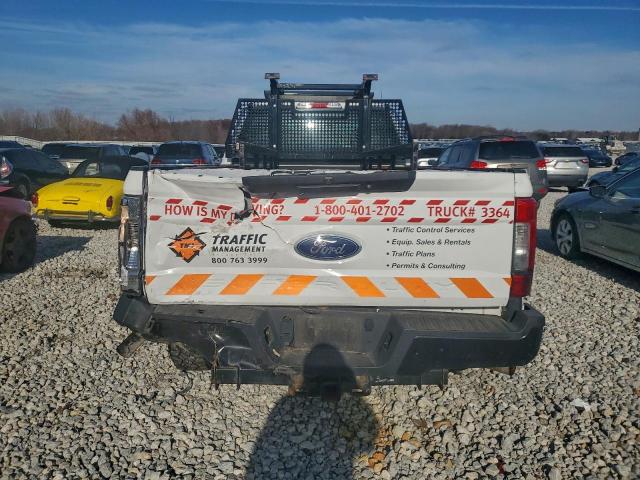 Ford F-250 Super Duty Image 10