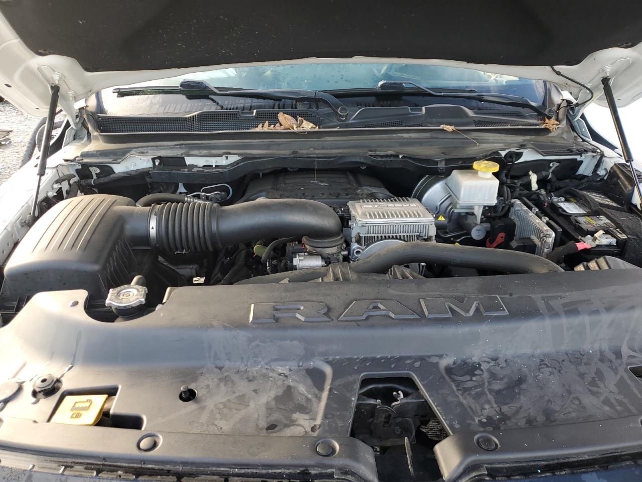 Ram 1500 Laramie Image 10