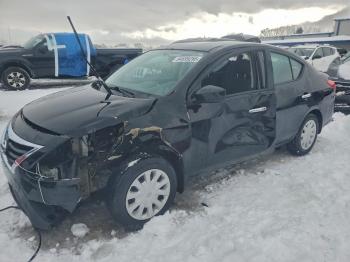  Salvage Nissan Versa