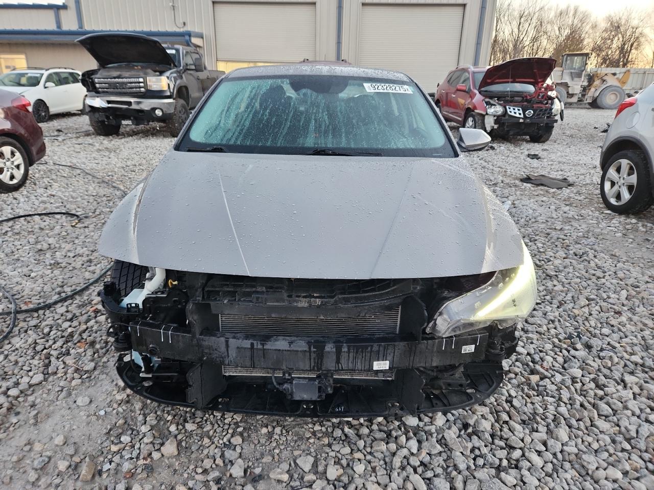 Hyundai ELANTRA Sel Image 13