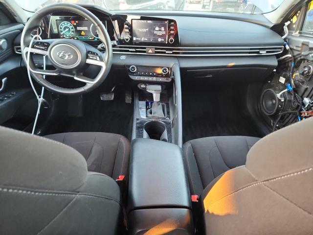 Hyundai ELANTRA Sel Image 9