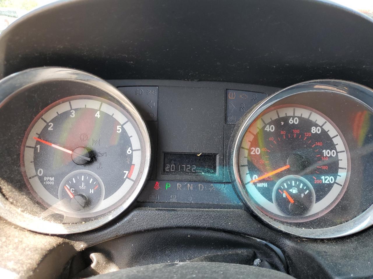 Dodge Caravan Express Image 11