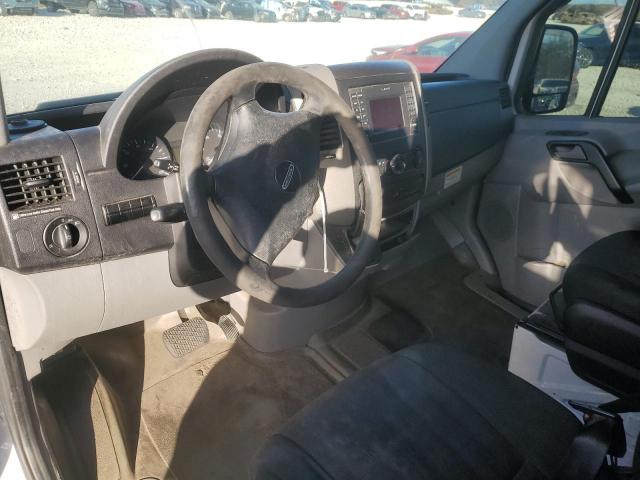 Freightliner Sprinter 2500 Image 2