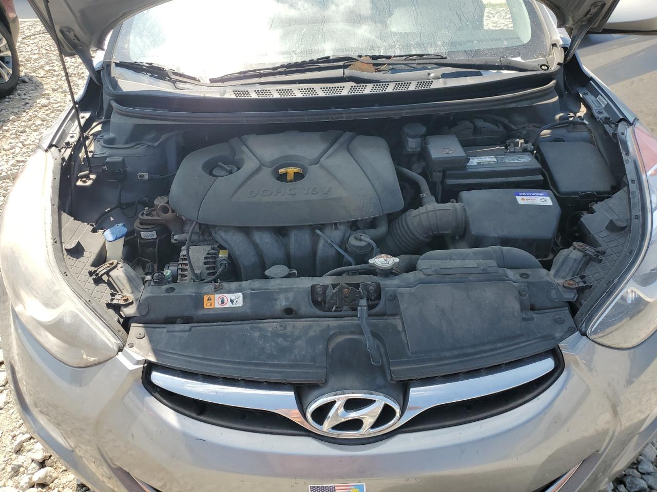 Hyundai ELANTRA Gls Image 11