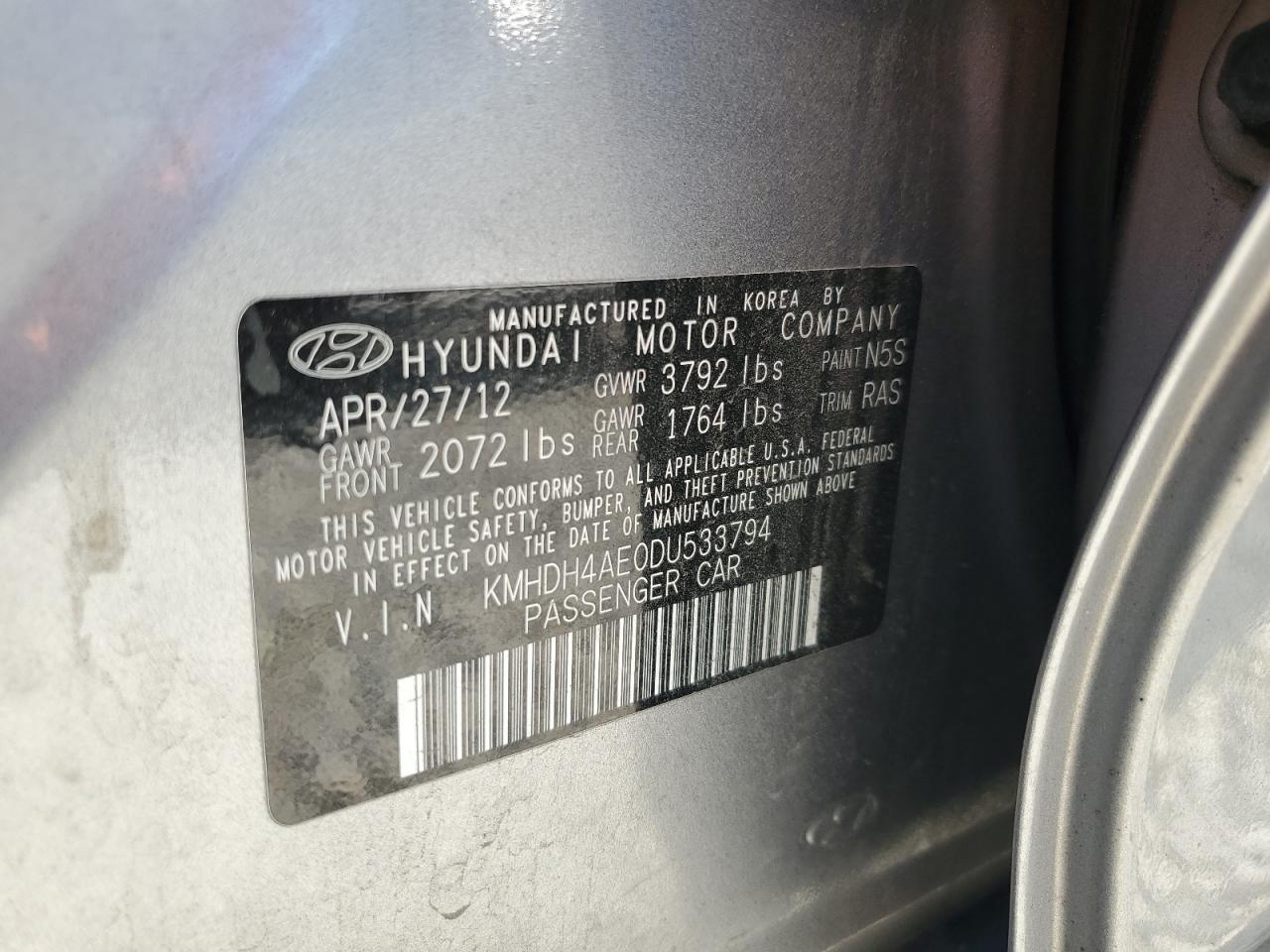 Hyundai ELANTRA Gls Image 12