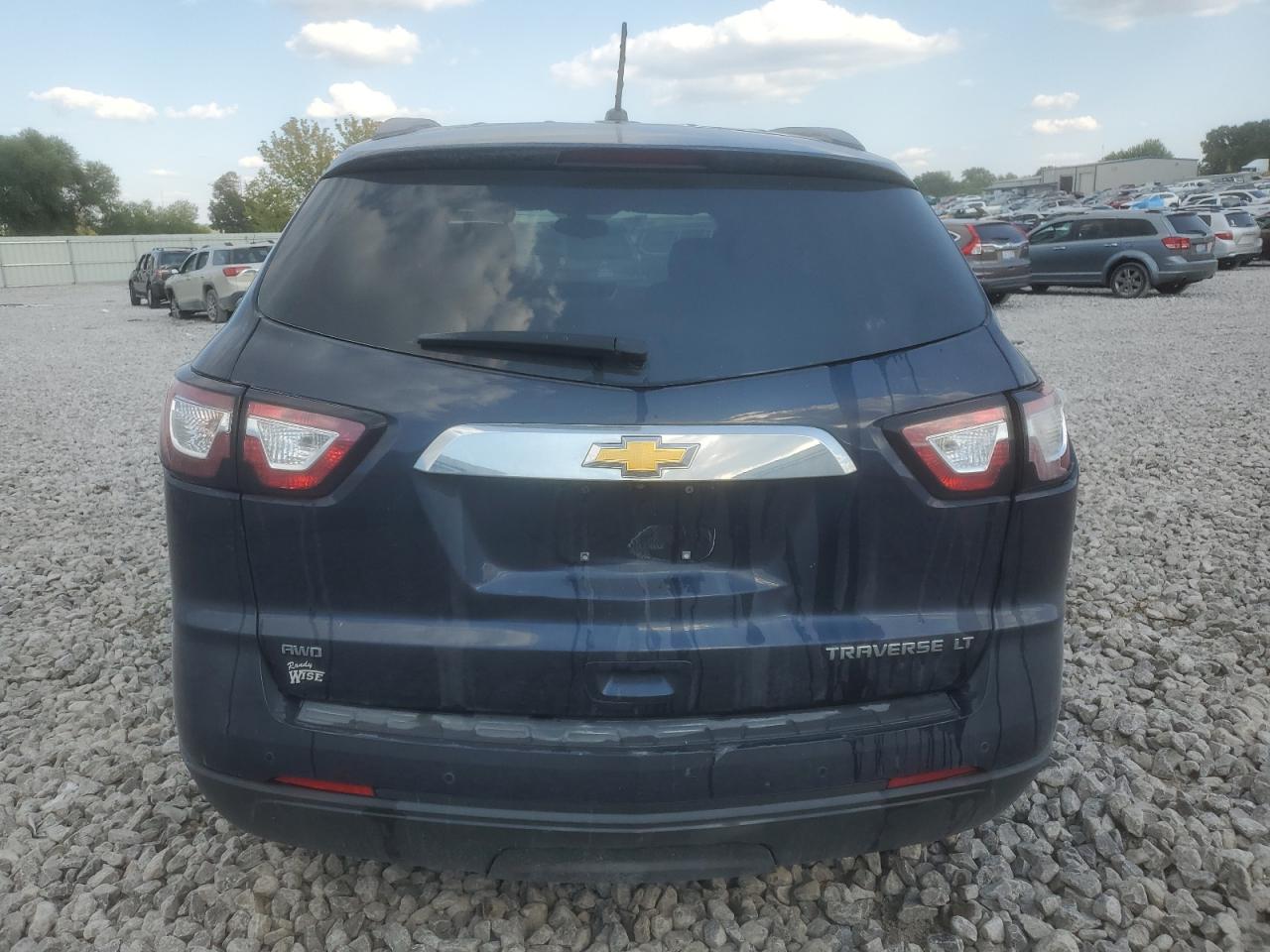 Chevrolet Traverse Lt Image 8